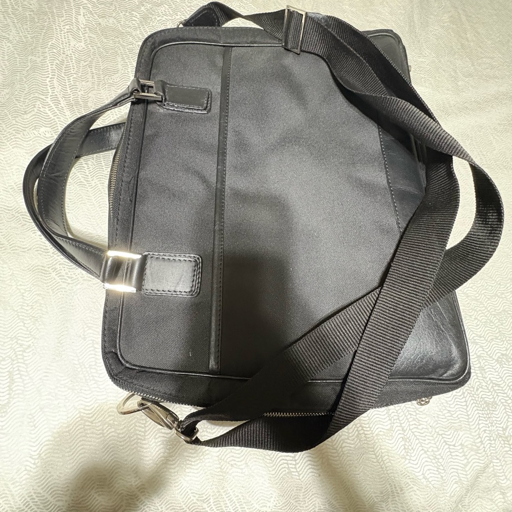 Jones Bootmaker University Briefcase - Picture 2 of 16